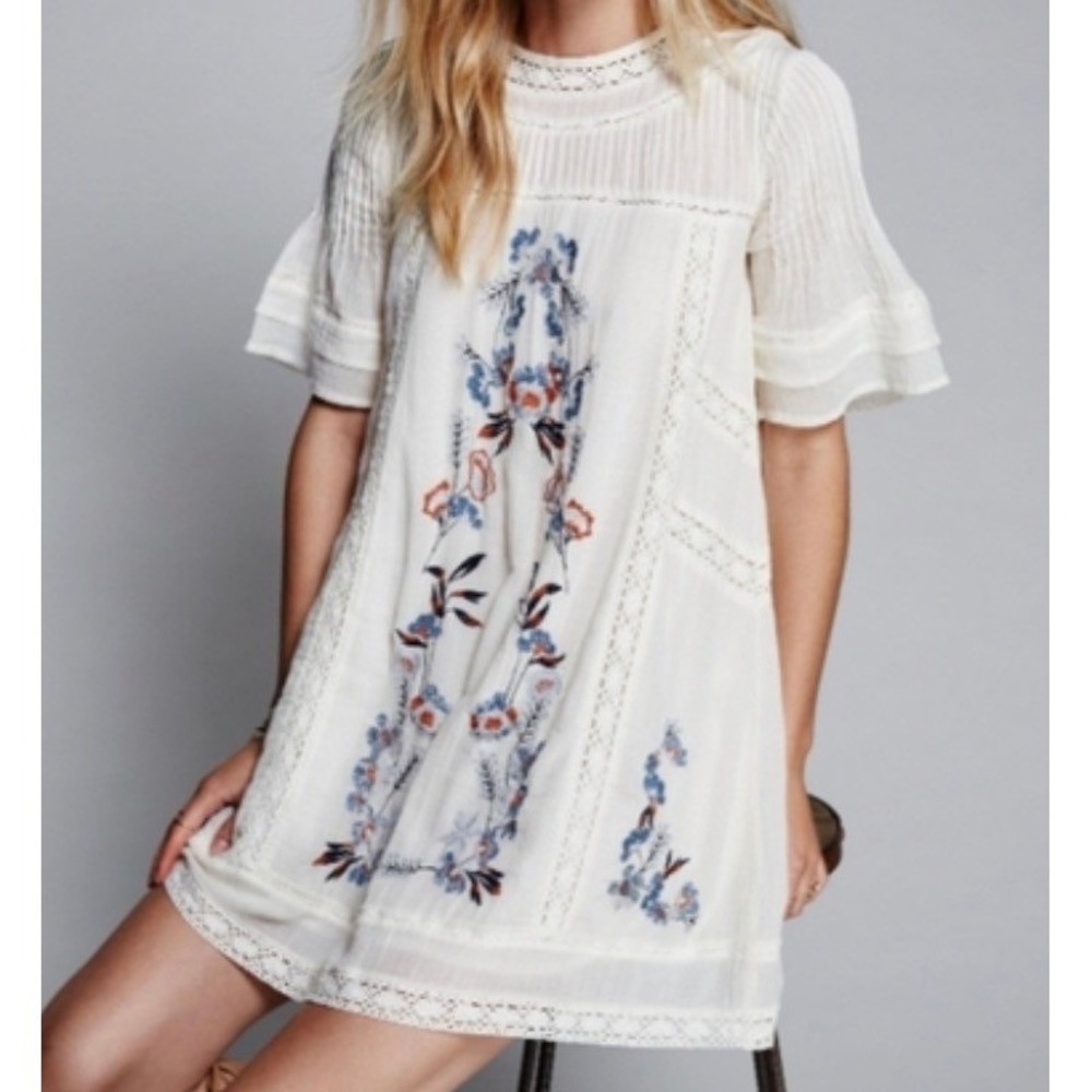 Free People Ivory Embroidered Gauze Mini Dress Boho Lace Trim XS NWOT - Picture 10 of 10